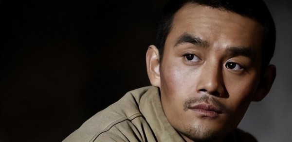 王凯现状：瘦到脱骨皮肤黝黑，查出胃病后名利已看淡，新剧已拍完