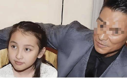 刘德华女儿高调亮相,太漂亮了吧,恐怕是娱乐圈颜值最高的星二代了!