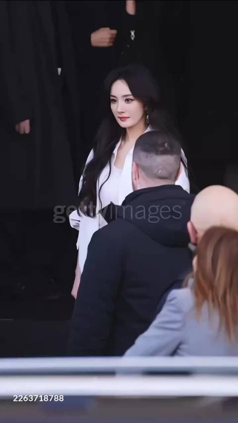 杨幂,当家女主人来的,准备好久的Bgm终于用上了️G社原视频直出的美貌