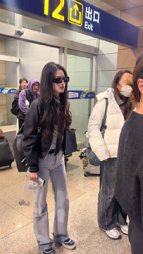 172的身材，就算不穿高跟鞋也是很多女星无法达到的高度