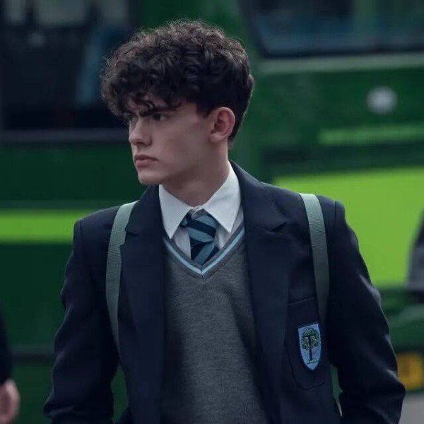 Joe Locke 拿下人生首座艾美奖!