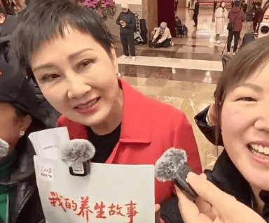 张凯丽谈未成年人网络依赖 呼吁平台家庭学校形成合力