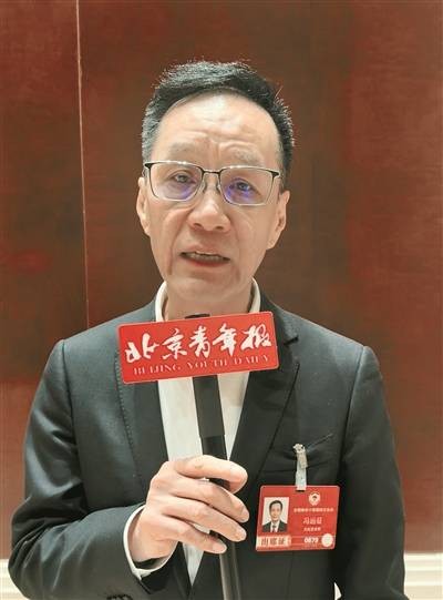 很多年轻人爱上话剧这门“慢艺术”