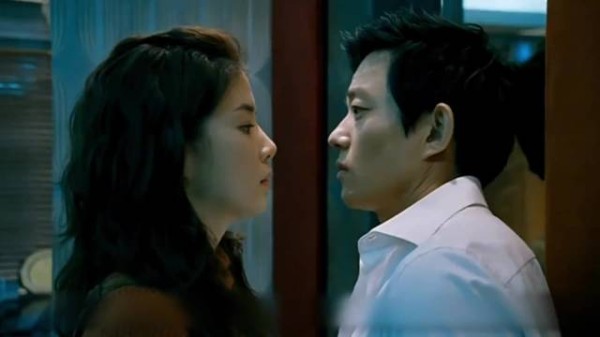 爱情、背叛与人性，每一次选择都让人心碎