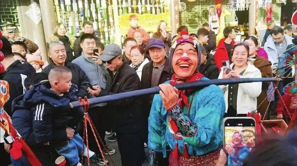 太原古县城 “卖货郎”演出返场啦！