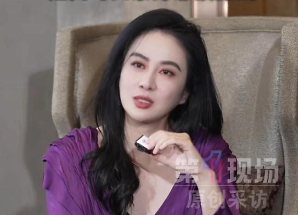 叶璇专访泪洒现场，透露心中悲痛，引发热议