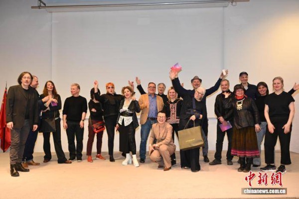 中德艺术展“他者的目光：对话始于相遇”在柏林开幕