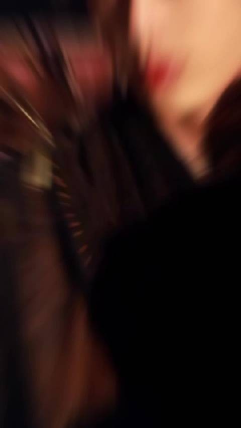 归鸾|犀利的眼神