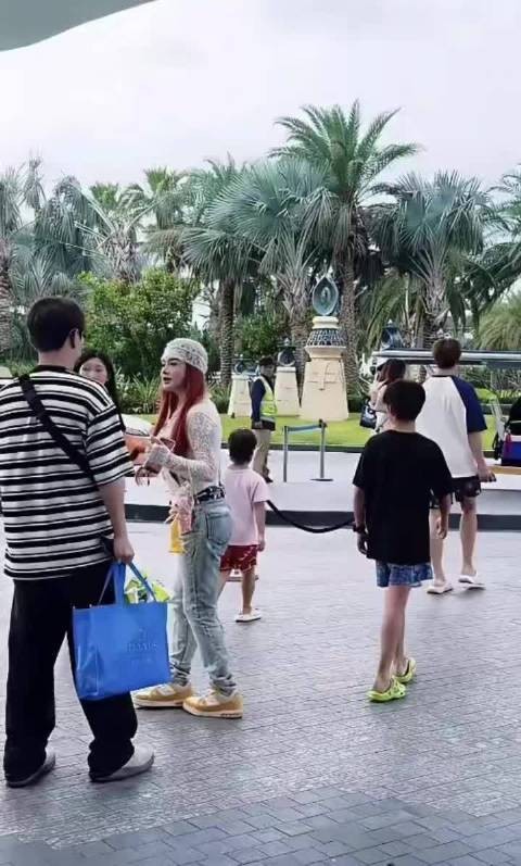 邹市明11岁儿子打生长激素月花5000，5个月长高4.1厘米