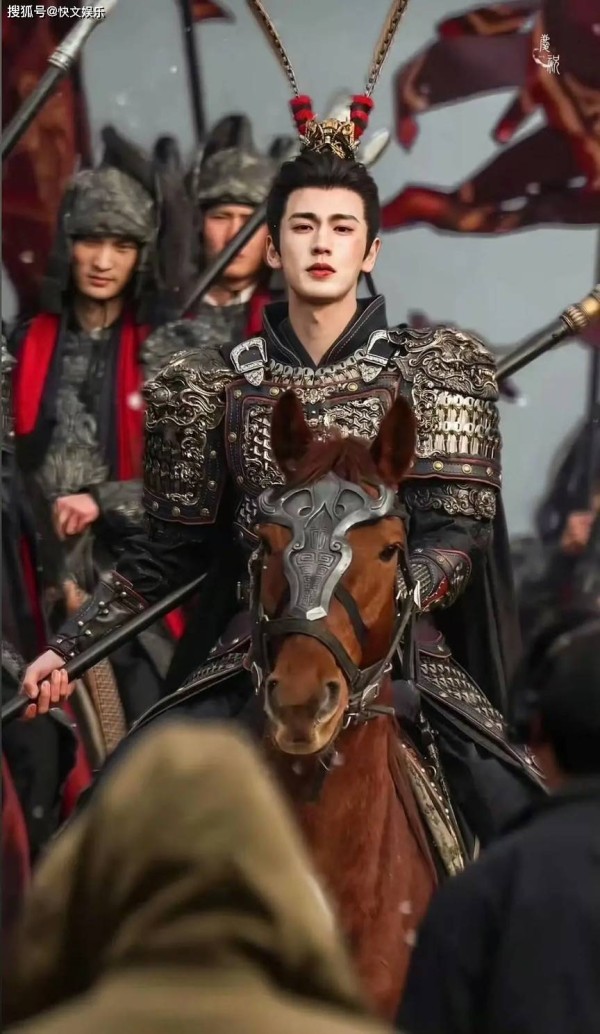 《逐玉》天价成本下的四大争议!每一个都能刷新网友本脆弱的三观