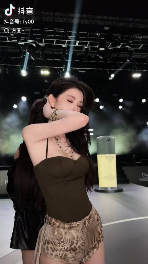 高颜值美女出镜精彩合集·VOL.88