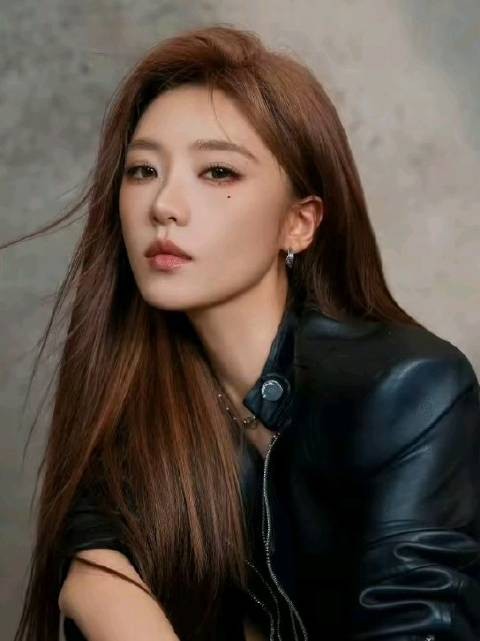 浪姐张月从银行文员到林有有扮演者的逆袭之路