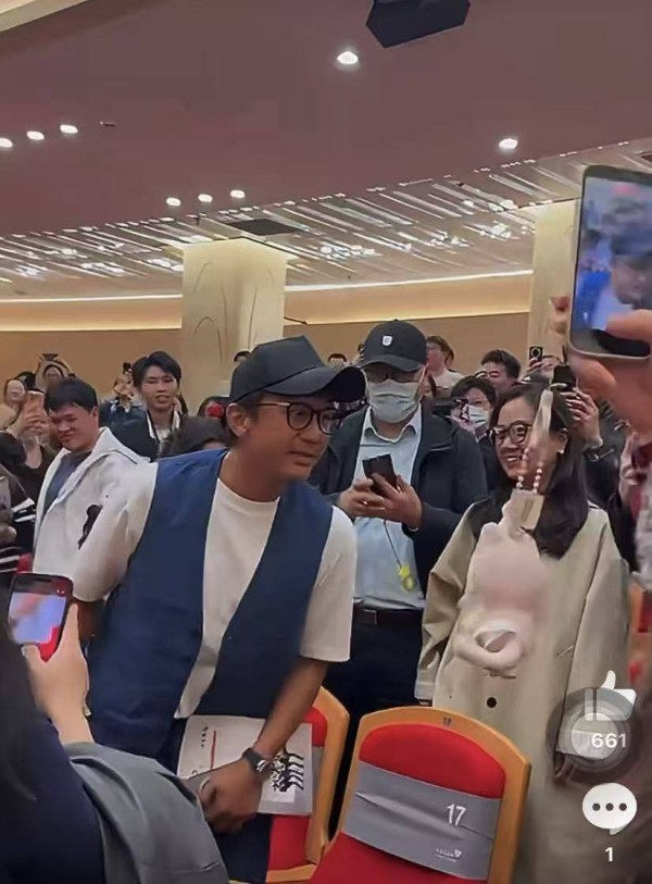 初代跑男合体“炸场”,邓超捧场陈赫最新主演话剧《艺术》引关注