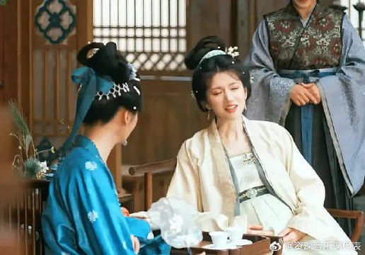 长玉妈妈原来是京城贵女，和谢征的母亲是闺蜜挚友