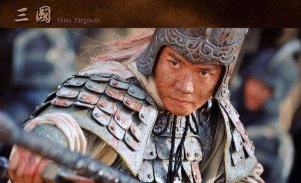 赵云被《三国演义》夸大了？正史上的赵云没用？