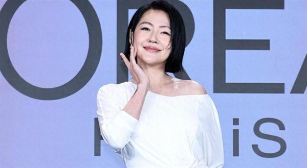 小S痛失大S后复工：回应具俊晔争产传闻，称他未离开，仍在画大S