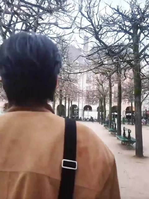 魏大勋发布37岁生日海报状态满分