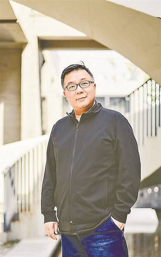 香港小说，还是小说香港？