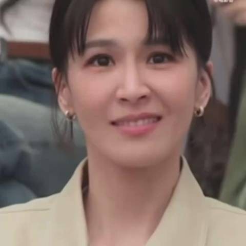 一天过去了我还在笑这个曾沛慈看心愿便利贴的reaction