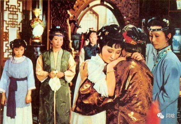 林黛玉紧张的社交一天