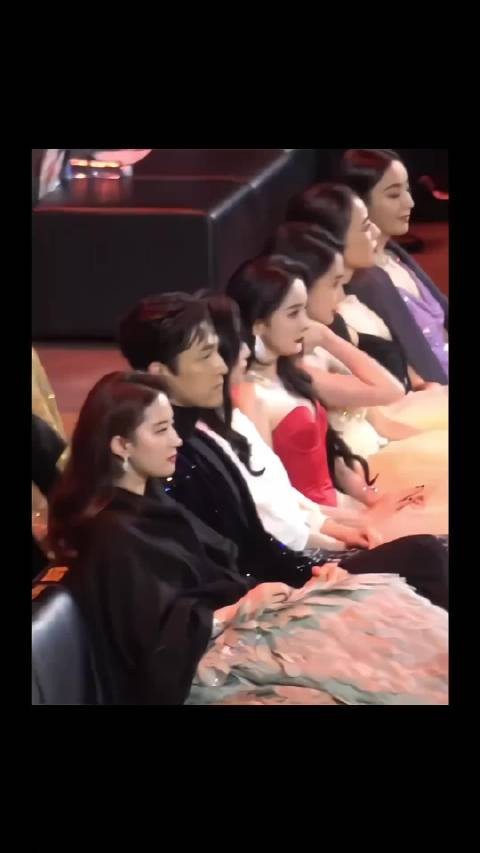 胡歌刘亦菲等昔日荧屏cp引网友回忆