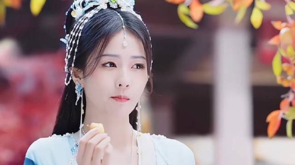 冥夜疑似对小蚌精动心，长月烬明罗云熙白鹿主演