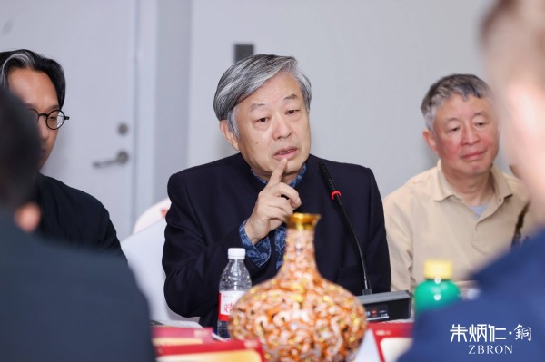 《雕塑》杂志社社长范伟民发言.jpg
