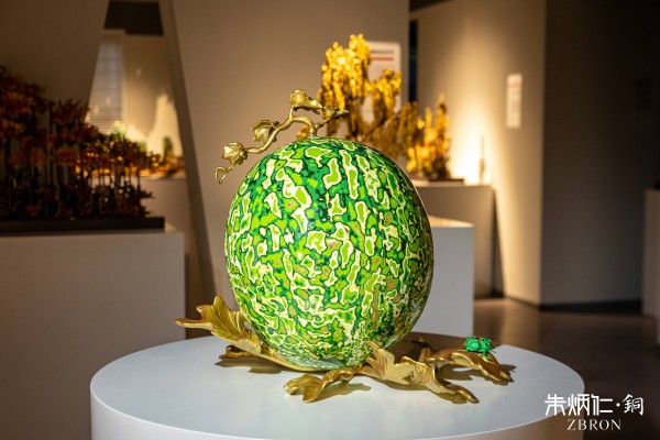 朱炳仁作品 “水果Party”系列.jpg