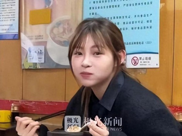 网红痞幼自曝体重增重17斤，“大腿走路地都颤，穿骑行裤像香肠”