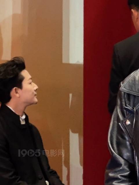 与王志飞在北京电影电影节后台相遇