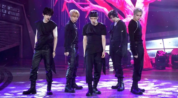 直拍TXT《Stick With You》260419