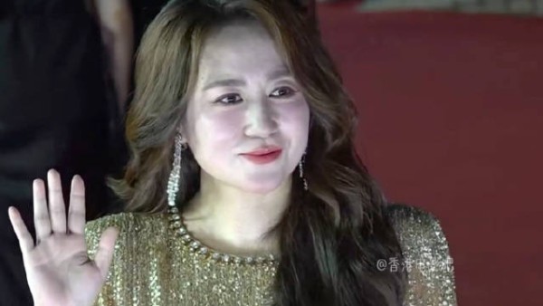 终于看到马丽啦！今晚提名最佳女主角