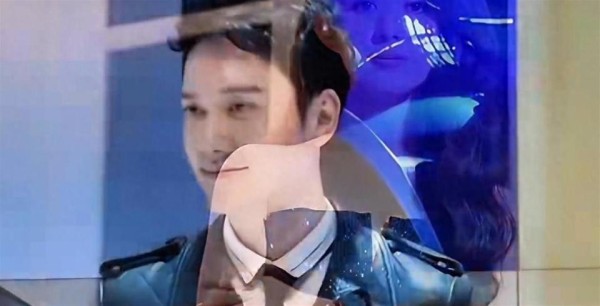 赵丽颖冯绍峰当众牵手被拍，全网狂磕复婚？真相打脸所有人