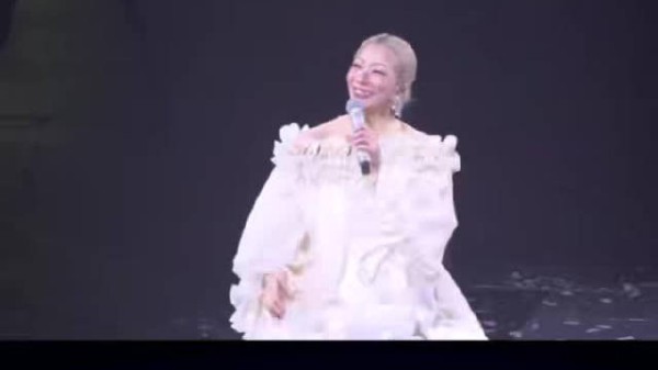 粉丝：安仔呢？ Sammi：安仔有show做阿！替佢开心