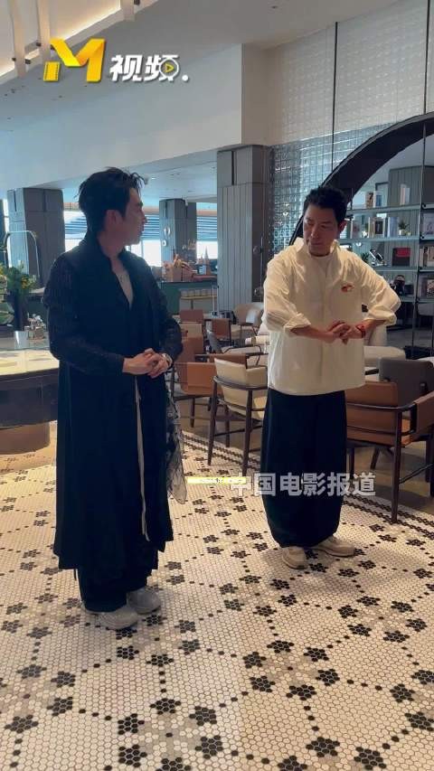 林依轮教戴军跳新版爱情鸟，坦言练舞快断腿