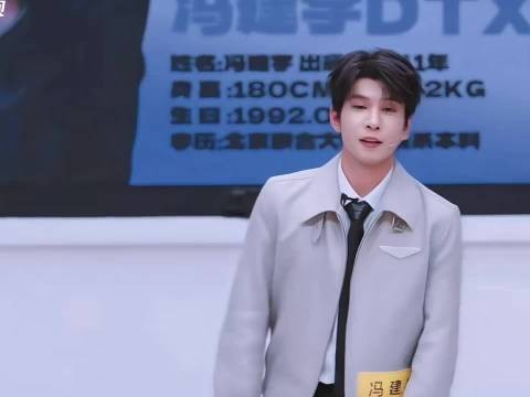 冯建宇长文回忆横店跑组经历，感恩无限超越班圆梦