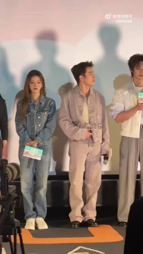 王濛自曝拥有数百支口红，数量超李佳琦