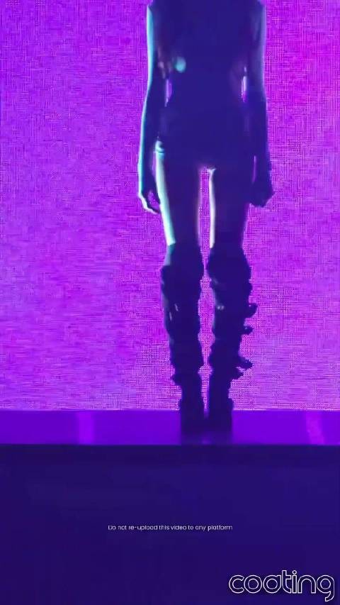 吉赛尔站立手触膝盖引热议，身高163被称地表最强