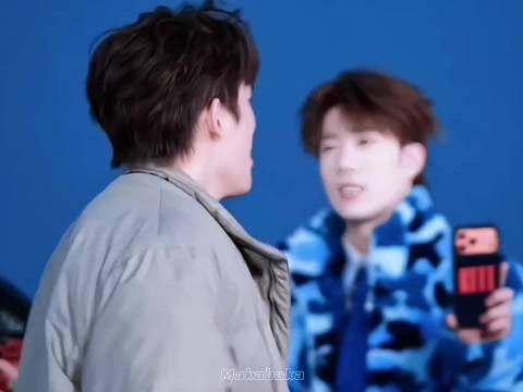 马小宇独居emo遭室友集体搬家燃综上演强制爱