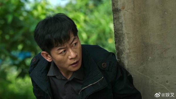 李响跟踪警局内奸 下秒看见内奸真容傻眼了，竟是自己师父