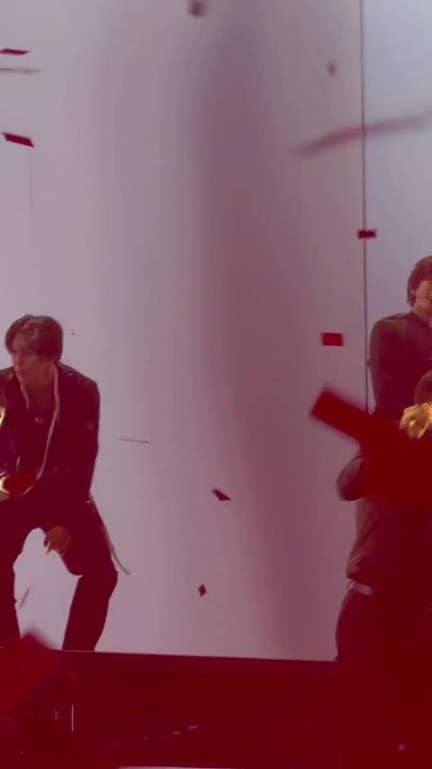 郑成灿WIEA舞台状态拉满，冷白皮零死角管理惊艳