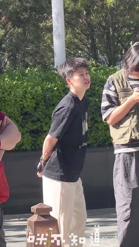 年轻的FMVP 这一年很辛苦，但更光荣 拜托请继续幸福下去吧！