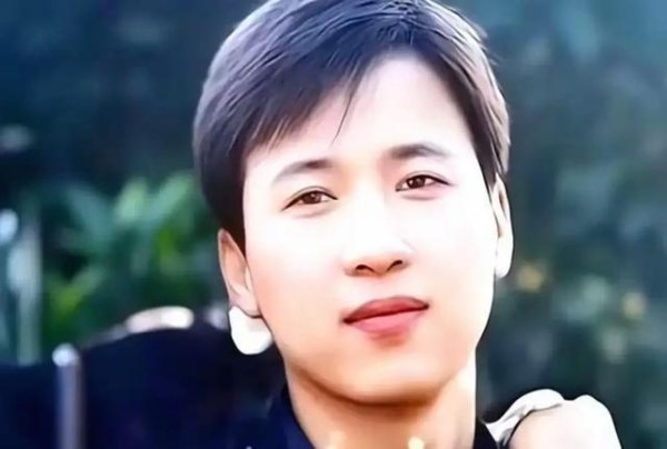 赖文峰出狱后回到晋江老家，女友为他生下一子，却为何至今未领证