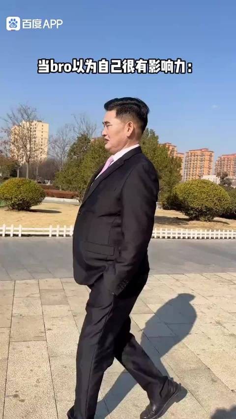 大衣哥朱之文的影响力是有目共睹的