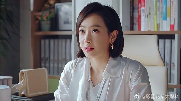 助理怕自己成剩女，在主管面前吐槽，却戳到她痛处