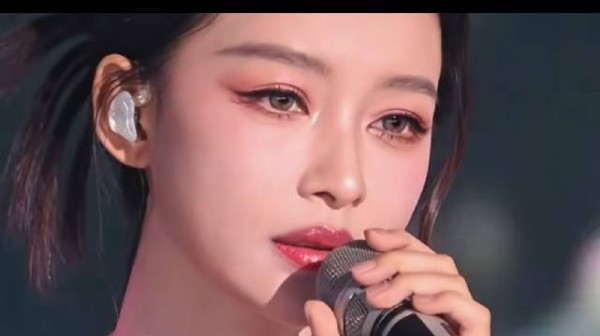 长发短发都美,唱歌也好听的孙怡姐姐!