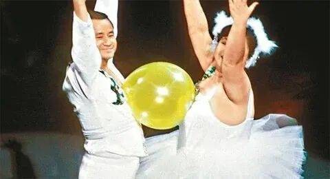 沈殿霞|第三集:黑框眼镜、猫头鹰发型和一字马:肥肥不是被取笑的人|香港人物系列