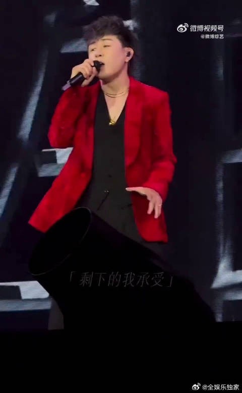 不惧现场直播压力,稳定输出优质演唱,胡彦斌凭借硬实力收获专业认可