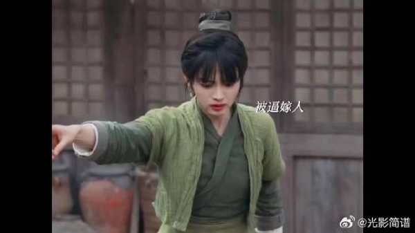 她虽然只是NPC!但是她的设定是爱你