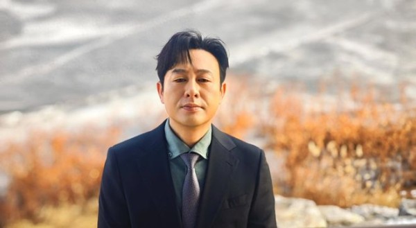 熬过低谷，终迎狂飙！张颂文坐穿20年冷板凳，用一生诠释演员本心